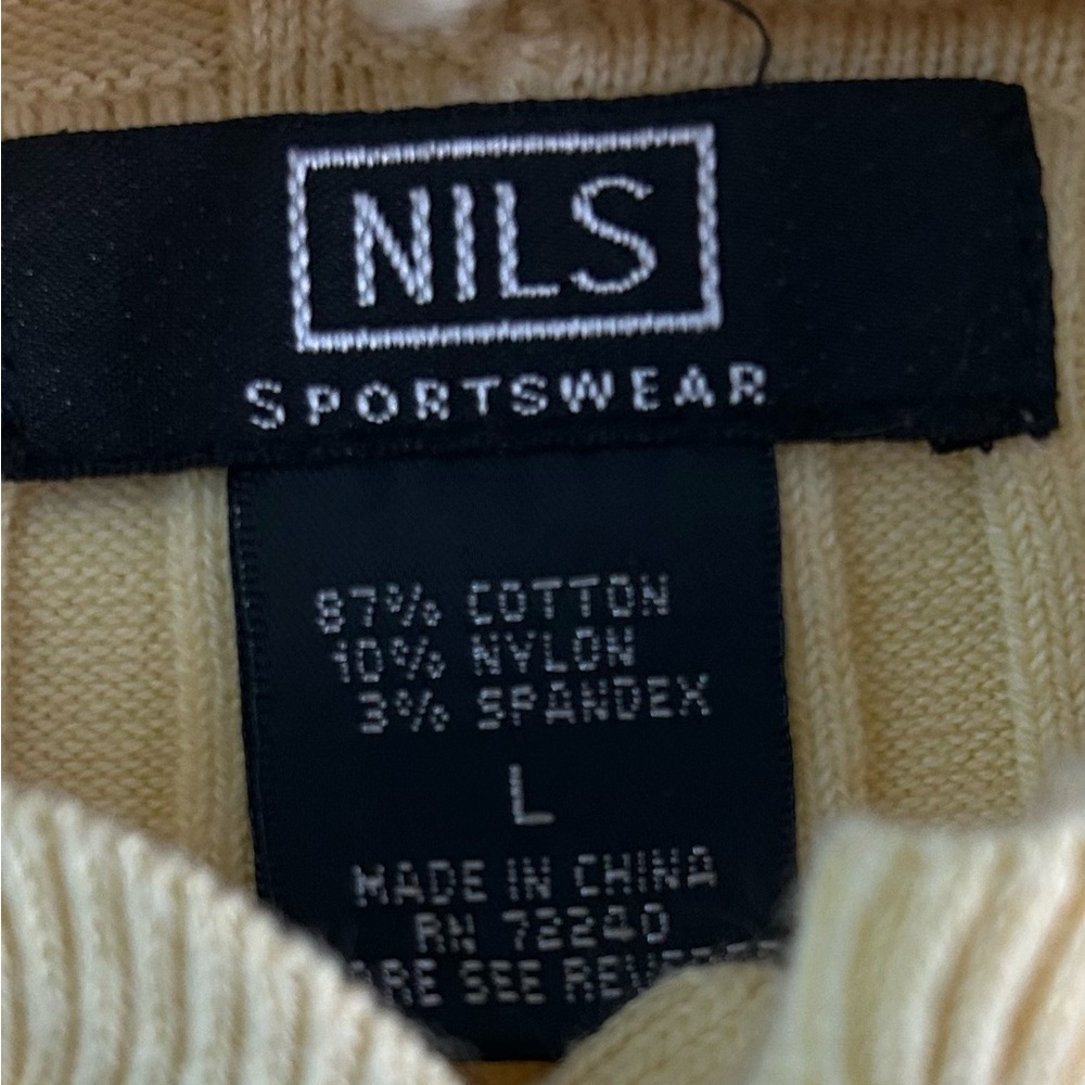 Nils yellow hooded sweater, zip pouch front, women’s size Large. EUC - Picture 4 of 5